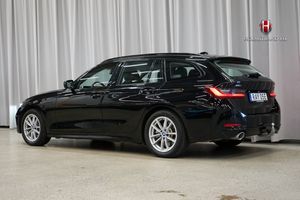 BMW 330 bild 5
