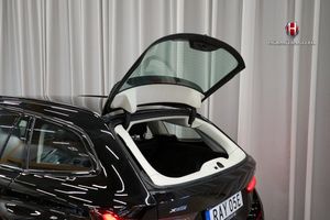 BMW 330 bild 9
