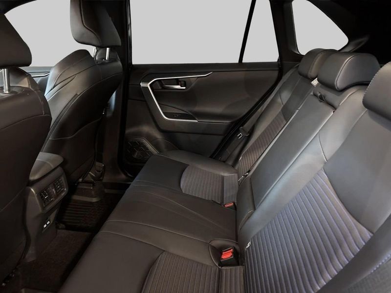 Toyota RAV4 bild 11