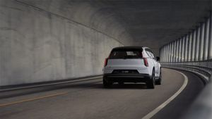 Volvo EX60 bild 8