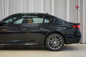 BMW 530 bild 8