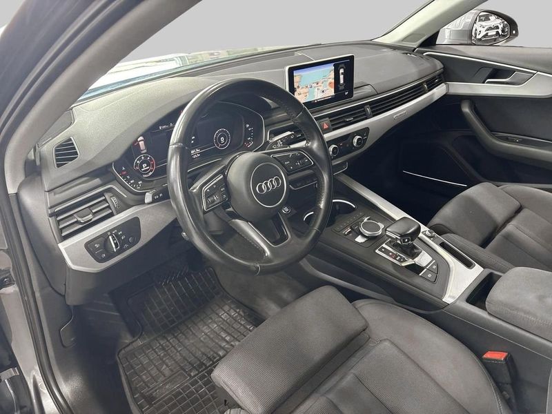 Audi A4 bild 13
