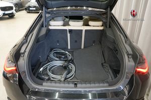 BMW i4 bild 29