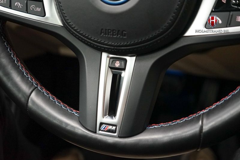 BMW i4 bild 17