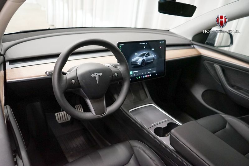 Tesla Model Y bild 7