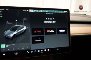 Tesla Model Y bild 16