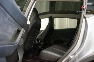 Tesla Model Y bild 10