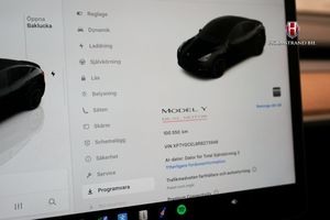 Tesla Model Y bild 18