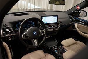 BMW iX3 bild 10