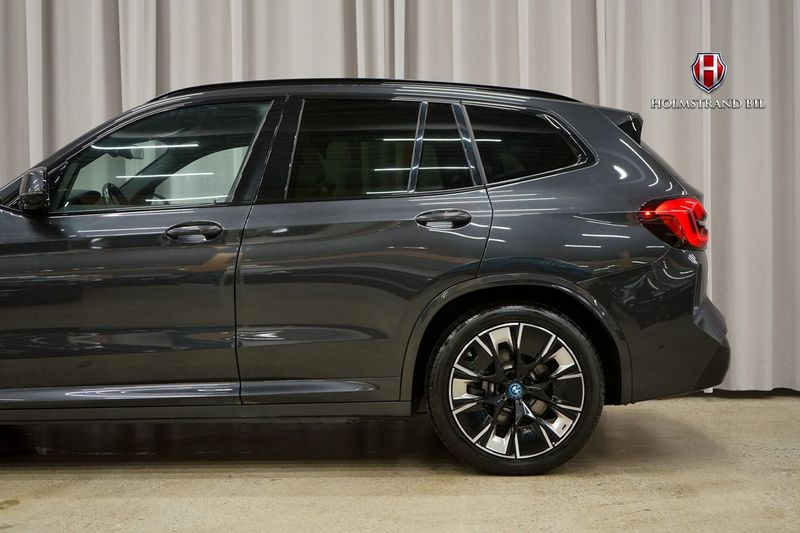 BMW iX3 bild 8