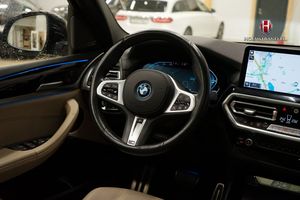 BMW iX3 bild 15