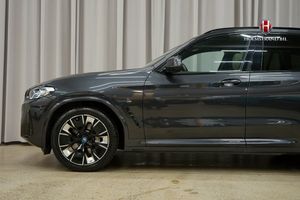 BMW iX3 bild 7