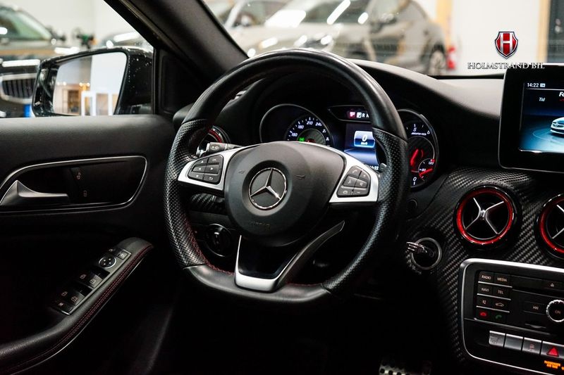 Mercedes A45 AMG bild 11