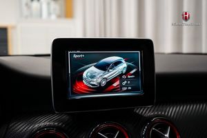Mercedes A45 AMG bild 14
