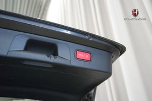 Mercedes GLC300 bild 24