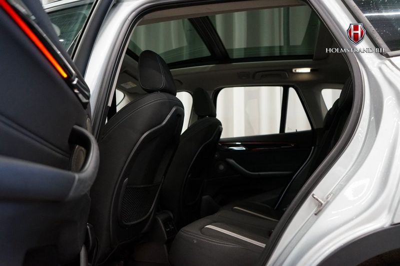 BMW X1 bild 12