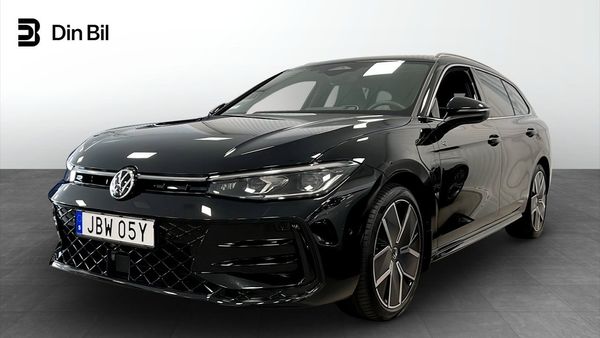 Volkswagen Passat Sportscombi R-Line eHybrid 272hk Panorama/Drag - 2026