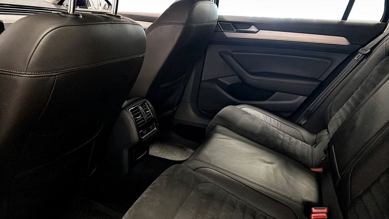 Volkswagen Passat bild 11