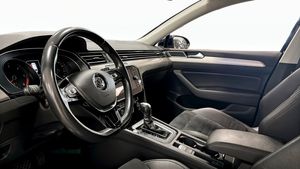 Volkswagen Passat bild 7