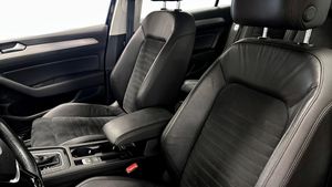Volkswagen Passat bild 8