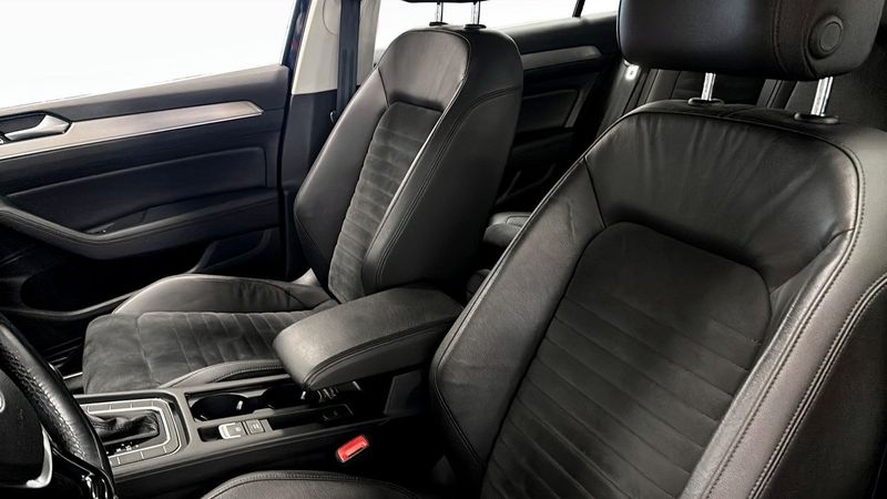 Volkswagen Passat bild 8