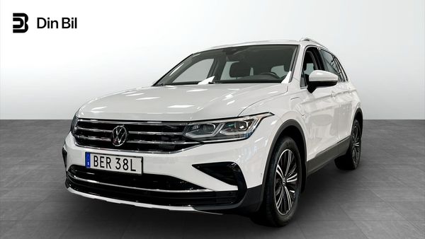 Volkswagen Tiguan eHybrid 245hk Dragpaket & Easy Open - 2024