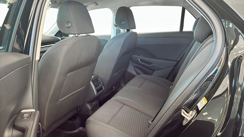 Volkswagen T-Roc bild 11