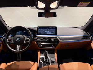 BMW 530 bild 12