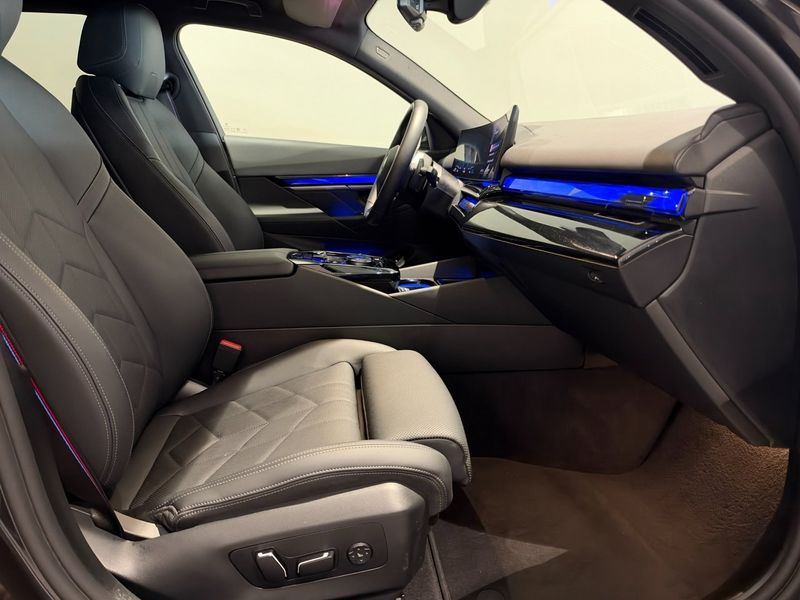 BMW 530 bild 8