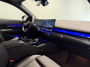 BMW 530 bild 9