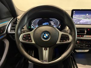 BMW iX3 bild 14