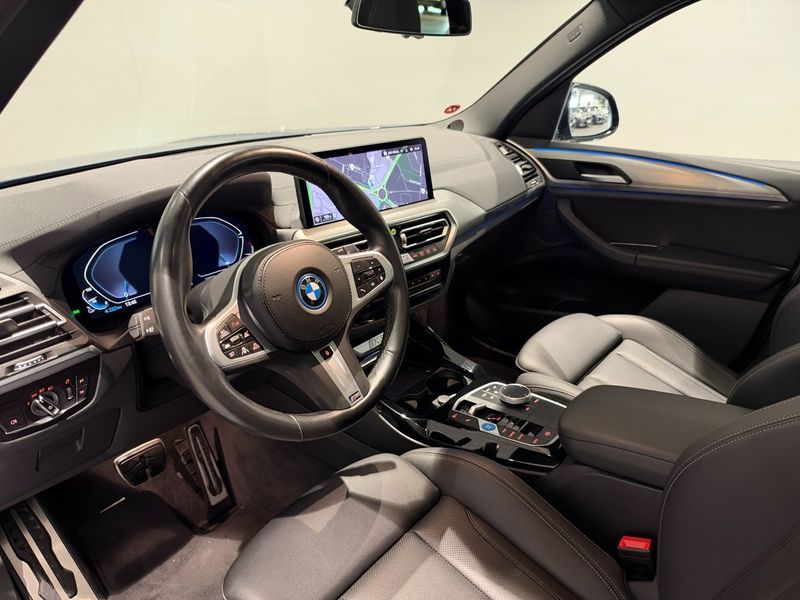 BMW iX3 bild 12