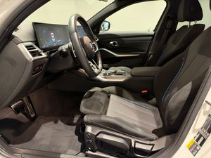 BMW 330 bild 10