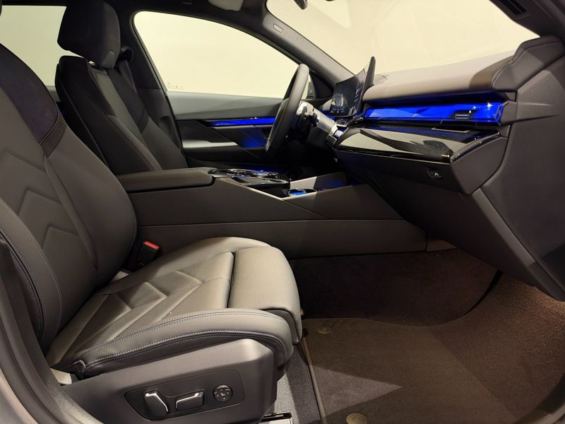 BMW 530 bild 8