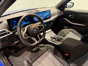 BMW 330 bild 11