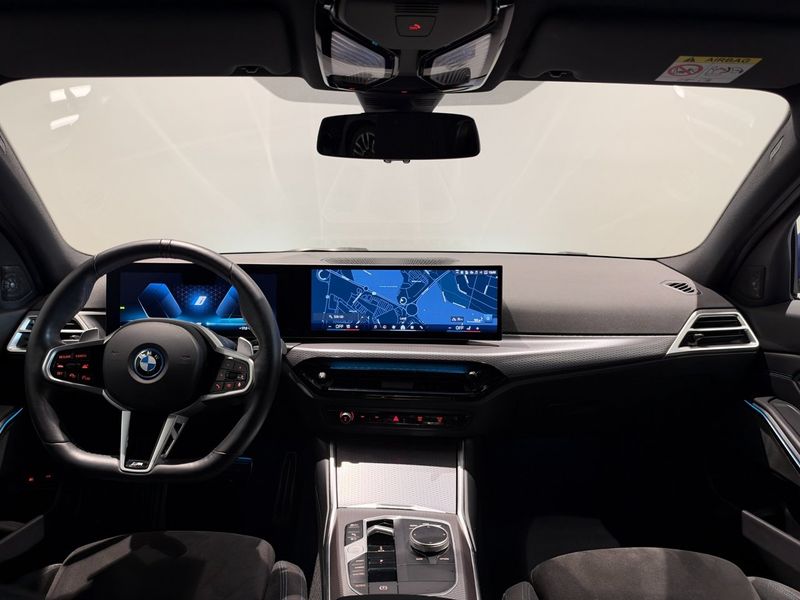BMW 330 bild 12