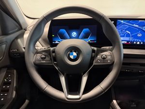 BMW 120 bild 13
