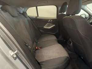 BMW 120 bild 7