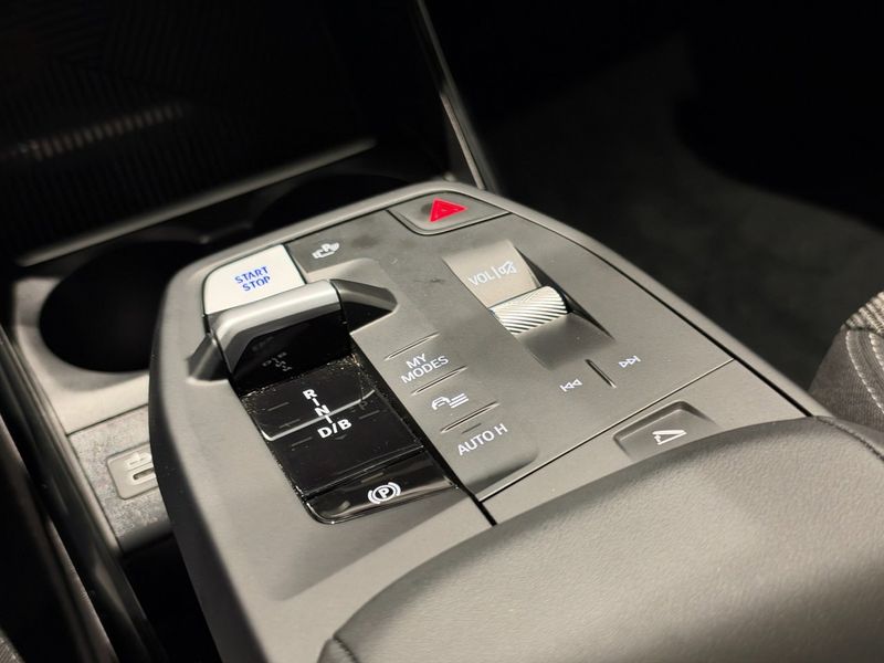BMW iX1 bild 15
