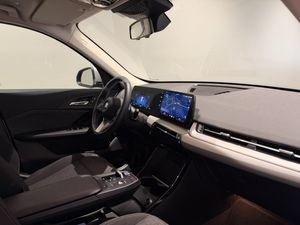 BMW iX1 bild 9