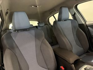 BMW 120 bild 17