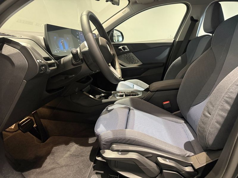 BMW 120 bild 10