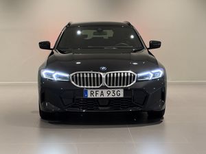 BMW 330 bild 2
