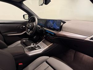 BMW 330 bild 9