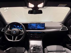 BMW 330 bild 12
