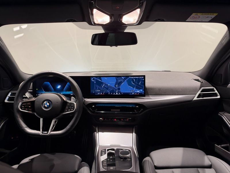BMW 330 bild 12