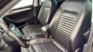 Volkswagen Passat bild 8