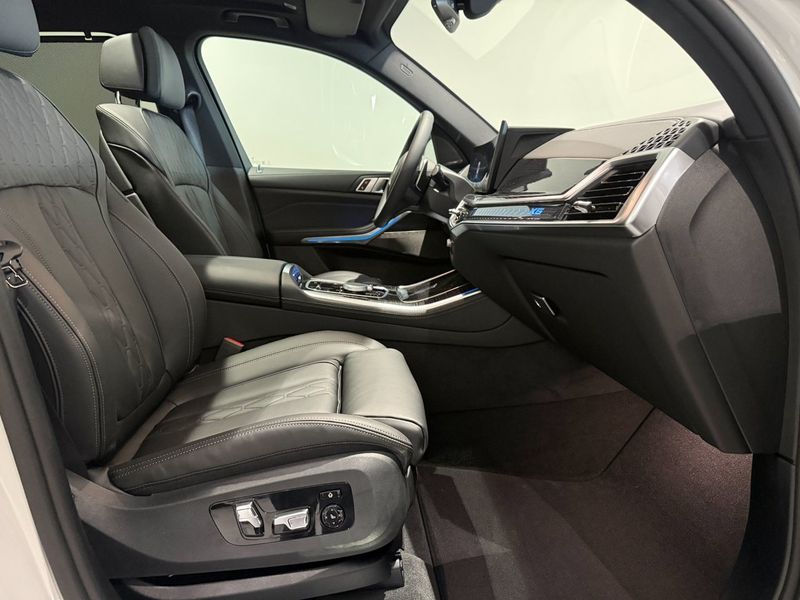 BMW X5 bild 8