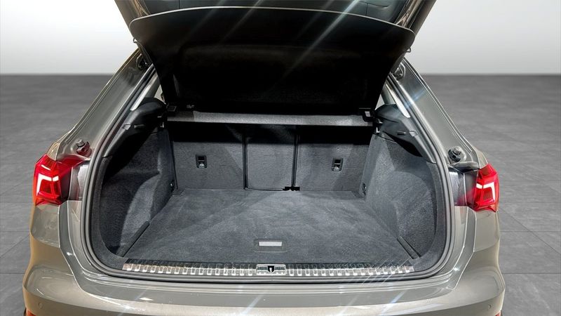 Audi Q3 bild 12