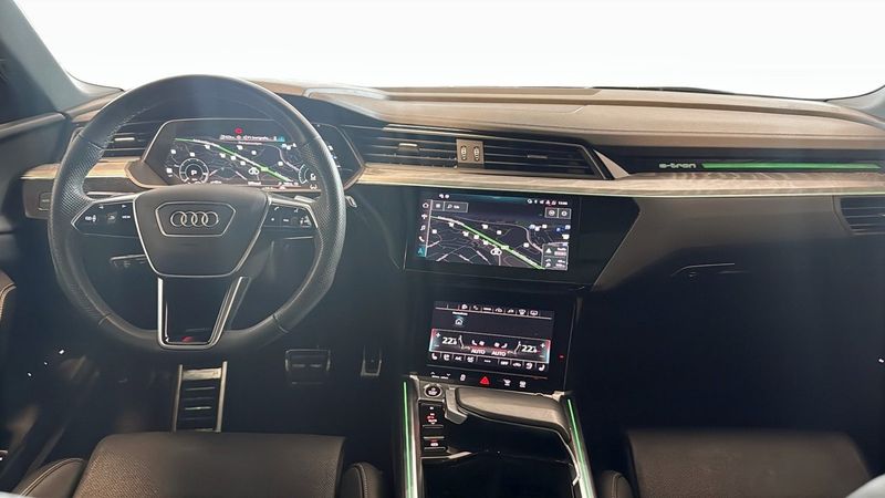 Audi Q8 e-tron bild 10